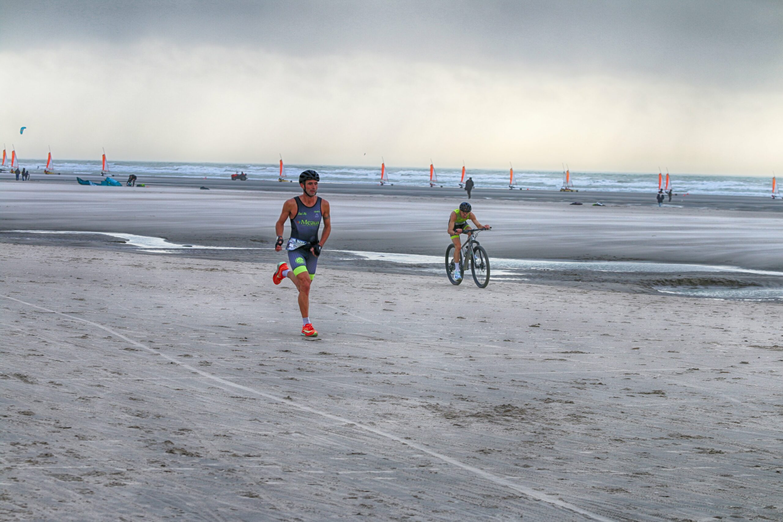 VALENTIN ANDRE ET BENOIT RAMET AU BIKE AND RUN DU TOUQUET 2025 BY TRACE2COM RICHARD WASIAK (1)